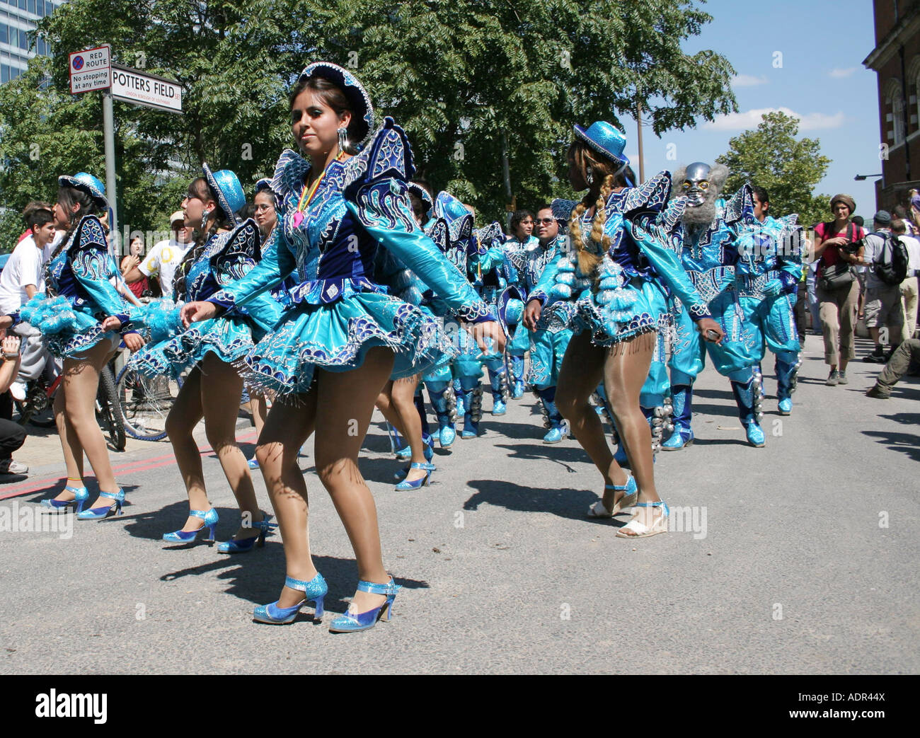 Tänzer an der Carnaval Del Pueblo-London Stockfoto