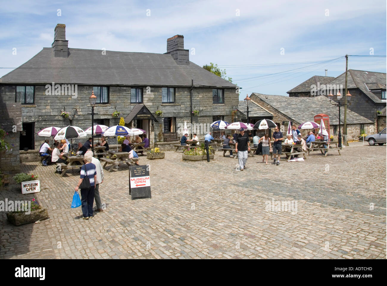 Jamaica Inn coaching Haus & Hotelkomplex neben die A30 Trunk Road hat Assoziationen mit Daphne du Mauriers Roman Stockfoto