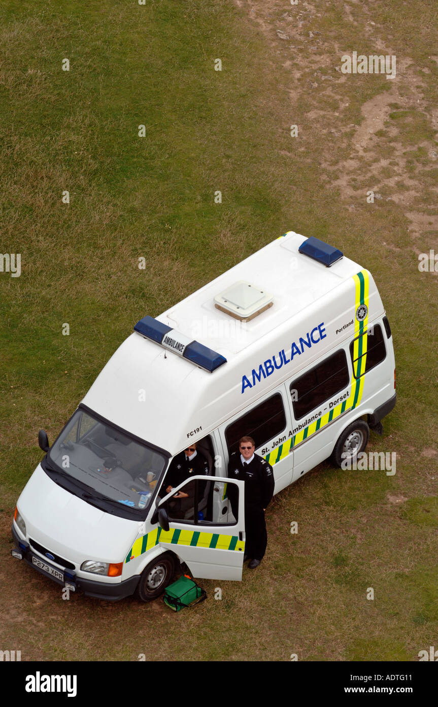 St John Ambulance und Crew, Großbritannien UK Stockfoto