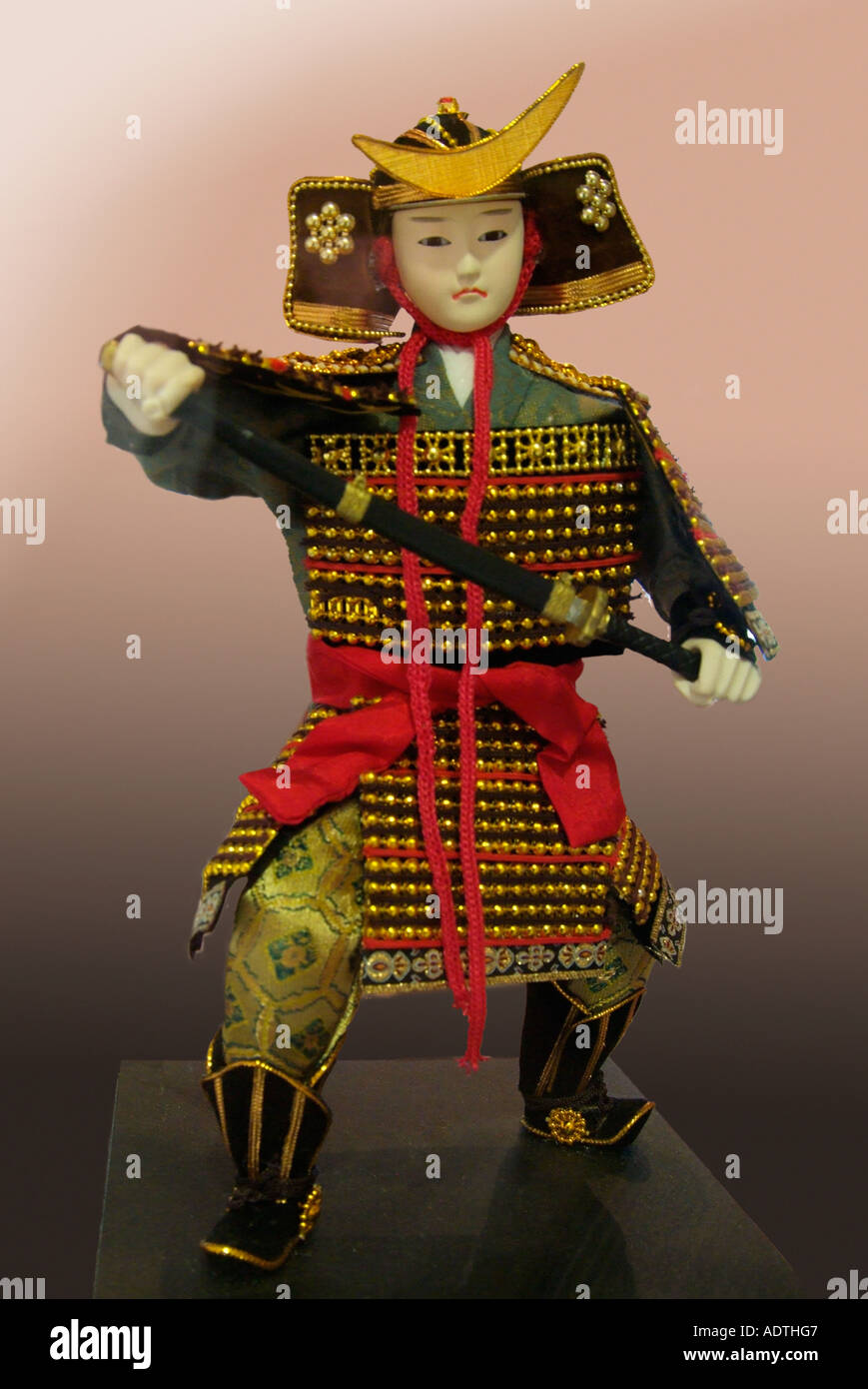 Männliche Samurai Japan japanische Krieger Soldat militärische edel orient orientalische Modell traditionelle Tradition Shogun Asien Asiatische Stockfoto