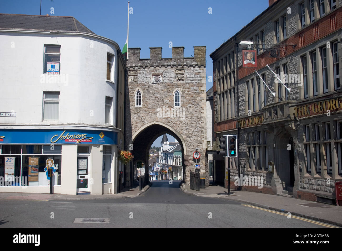 Stadt Tor Chepstow Wales UK Stockfoto