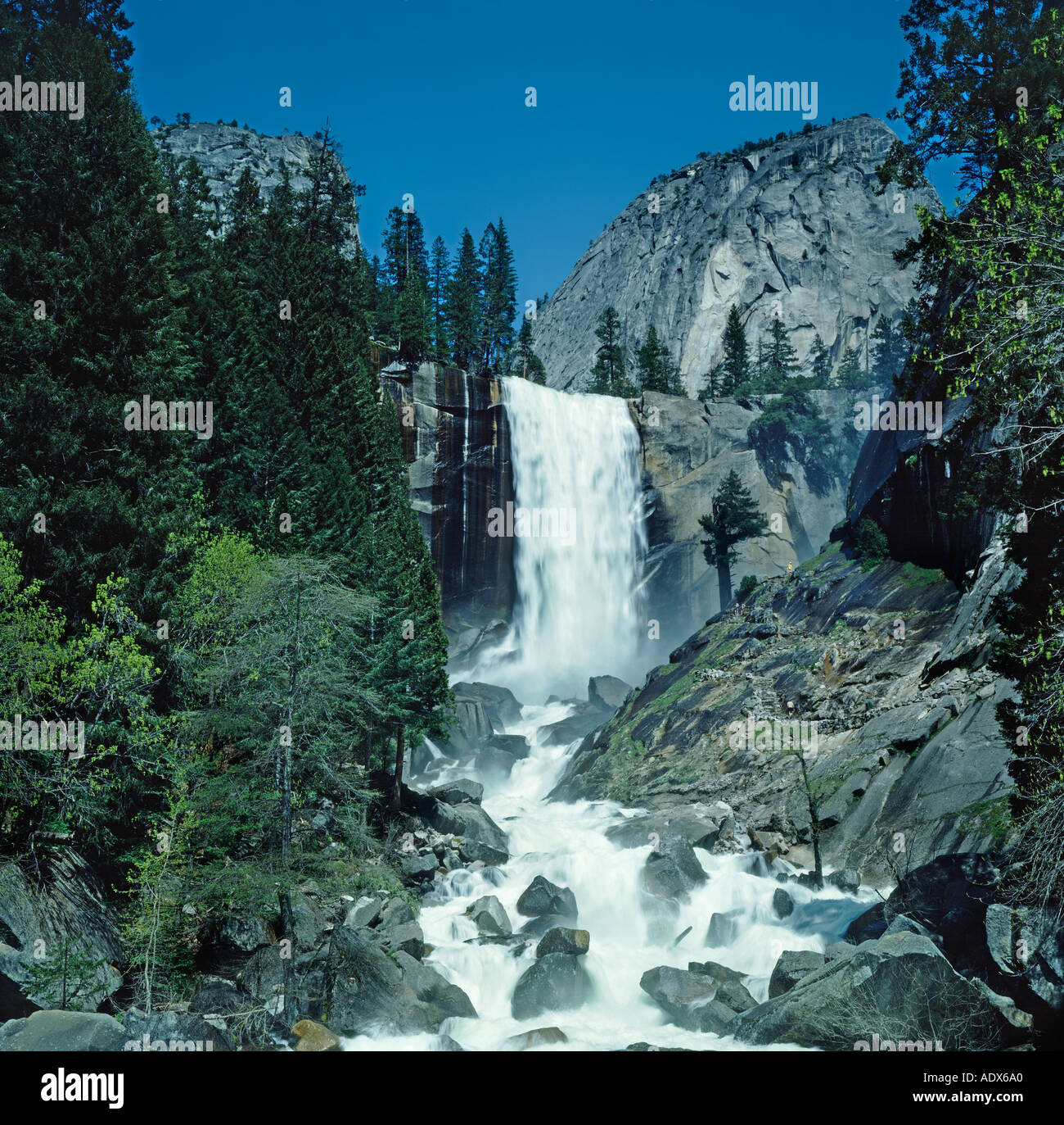 Vernal Falls im Yosemite-Nationalpark, Kalifornien USA Stockfoto