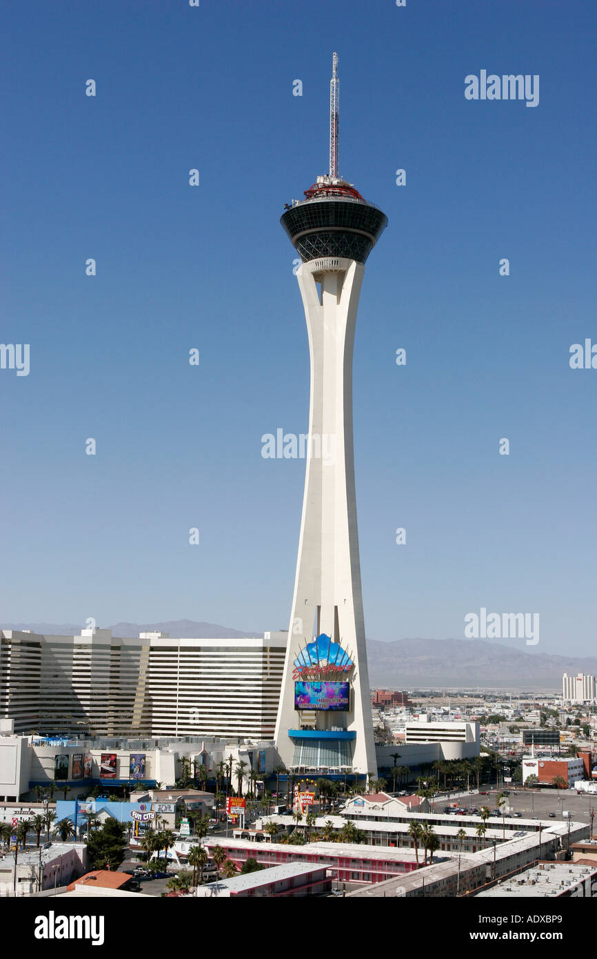 Las Vegas Strip Casino Stratosphere Tower casinos Stockfotografie - Alamy