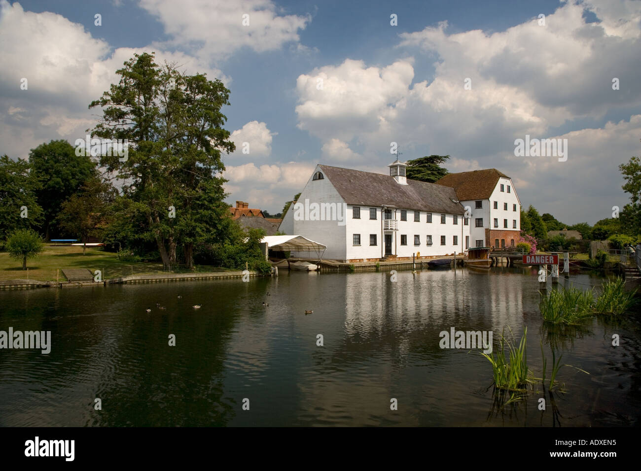 Hambleden Mill River Thames Buckinghamshire UK Stockfoto