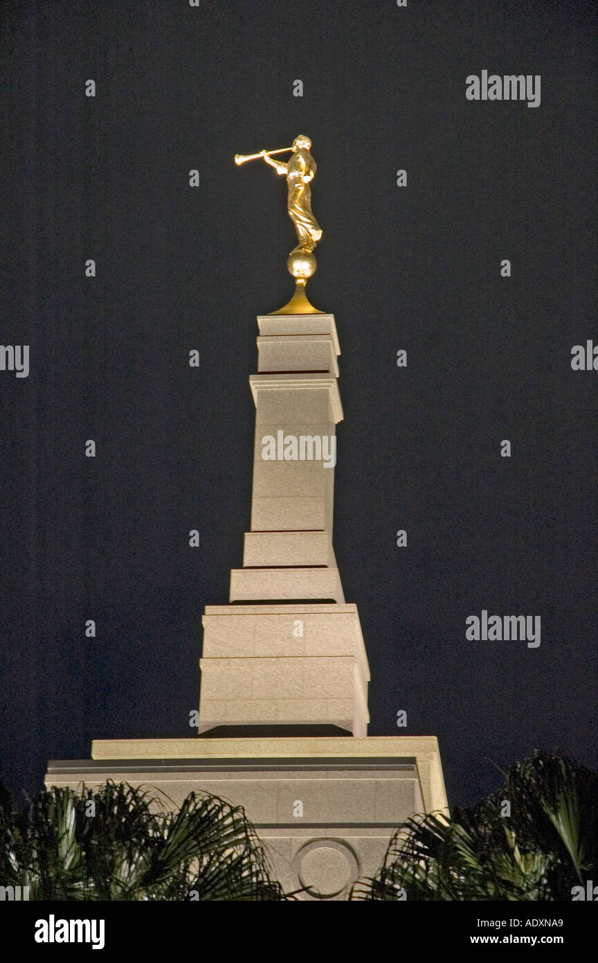 Goldenen Engel Moroni oberhalb der Mormonenkirche Brisbane 3769 Stockfoto
