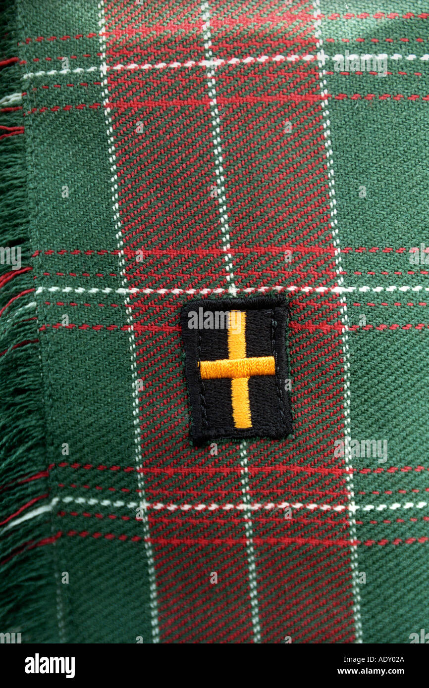 Mann trägt Welsh in St Davids Tartan Wales UK kilt Stockfoto