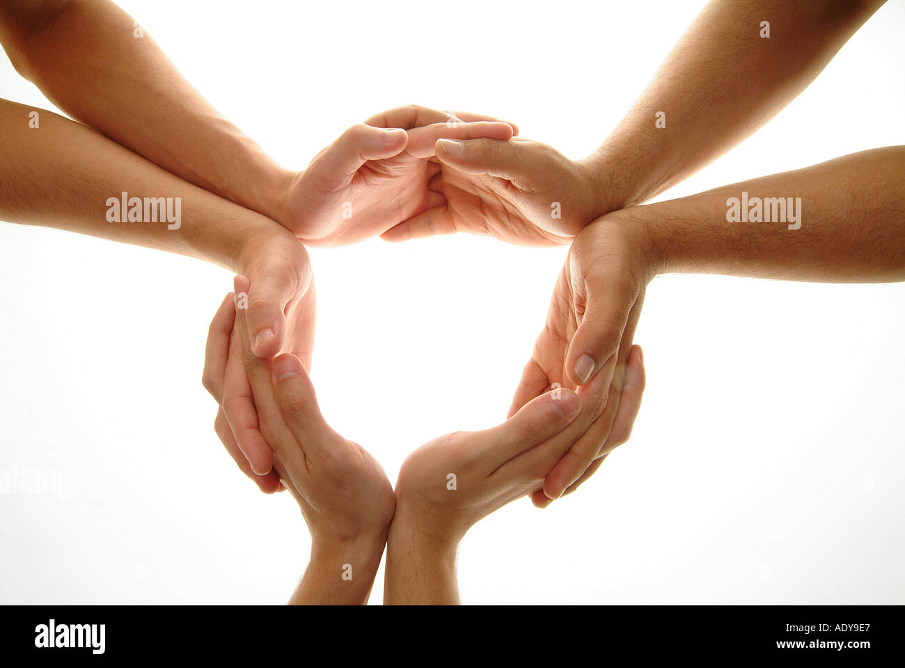 Hand Hand Hände Finger drei 3 Gruppe halten halten statt Freunde Freund  Handgelenk Arme Arm Freundschaft union starke Kraft Teamarbeit  Stockfotografie