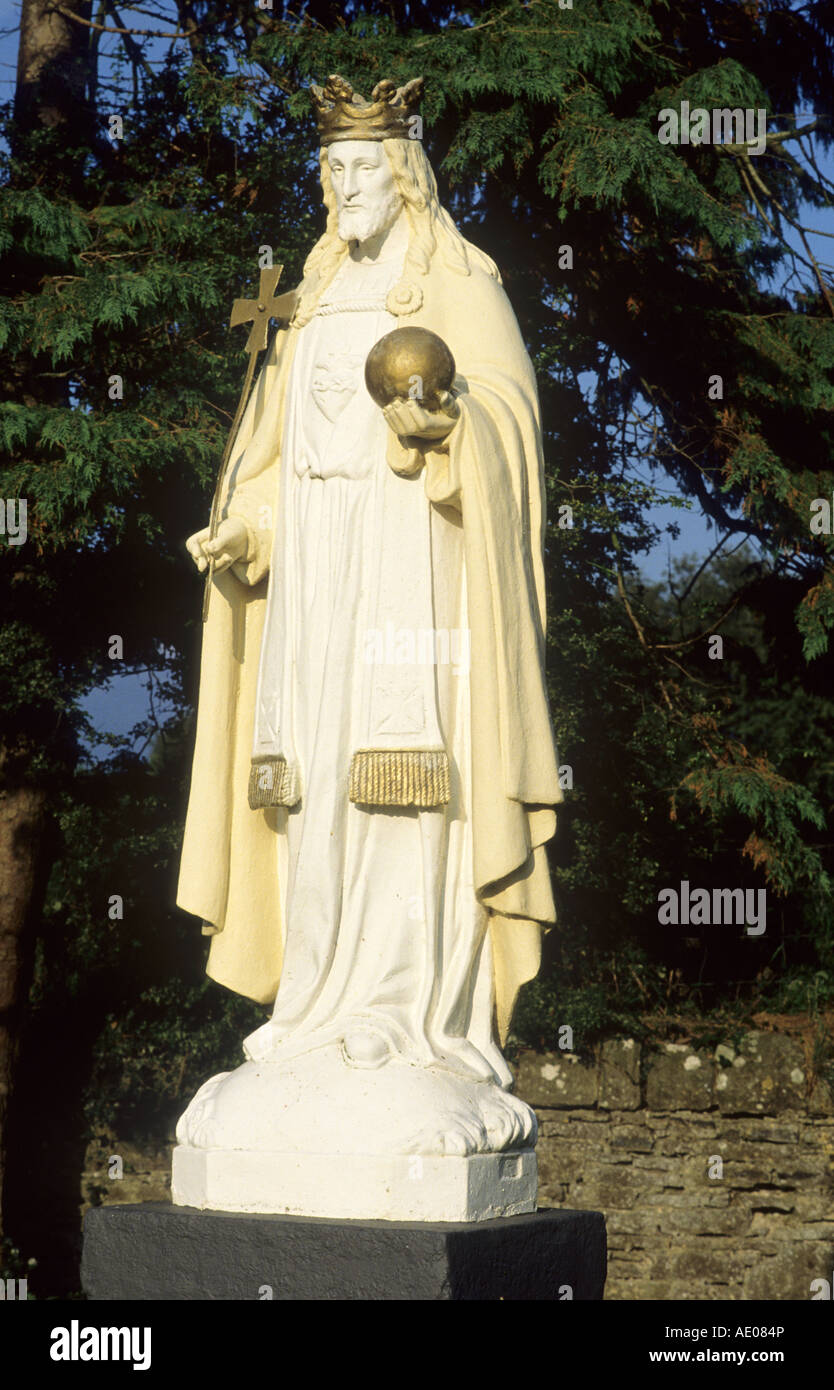 Am Straßenrand Statue des Heiligen Clonalvy County Meath Stockfoto