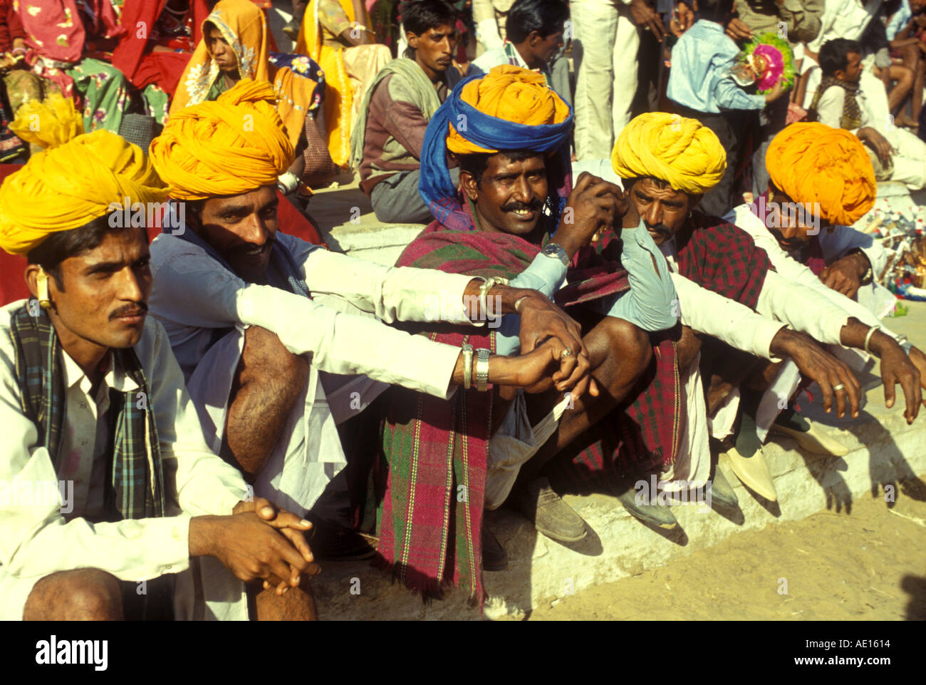 Stammes-Männer in Rajasthan Indien Stockfoto
