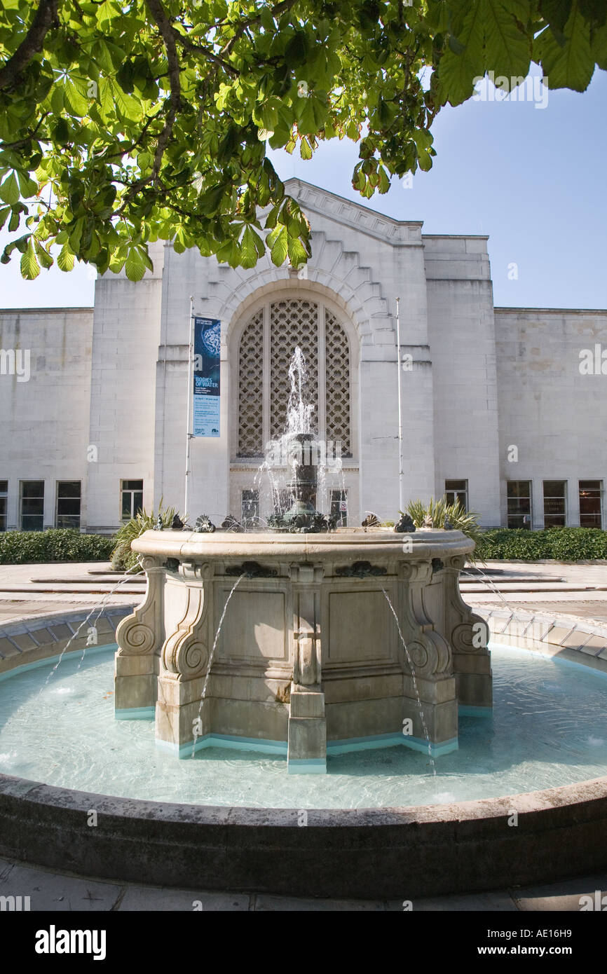 Southampton-Kunst-Galerie und Bibliothek Eingang im Civic Centre Stockfoto