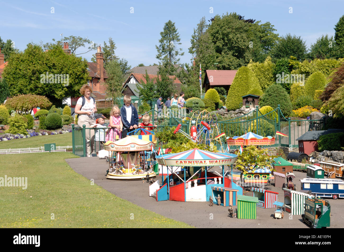 Bekonscot Modelldorf und Eisenbahn, die weltweit älteste Modelldorf. Wir befinden uns in Beaconsfield, Böcke, gleich neben dem M40 Stockfoto