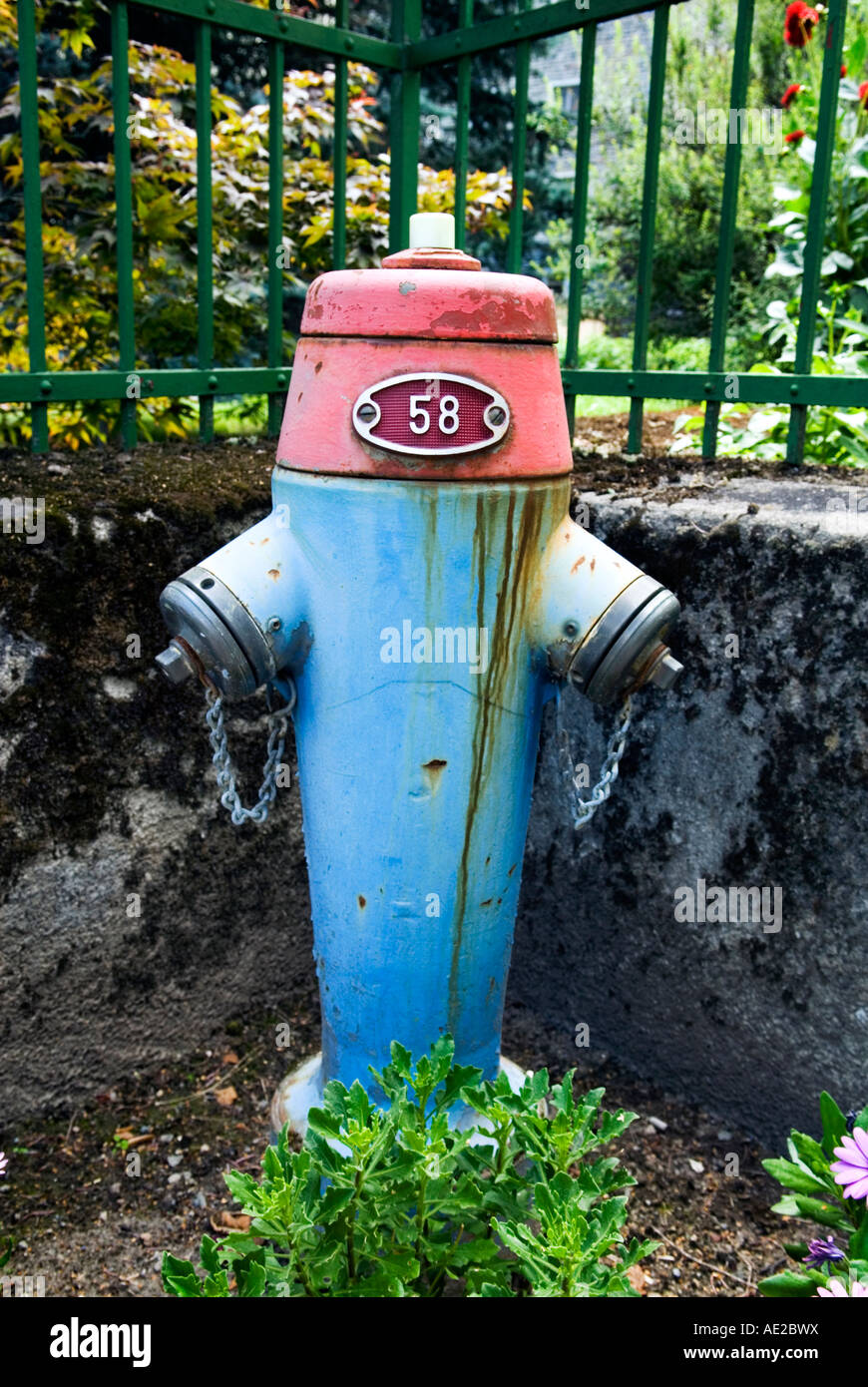 Wasser-Hydranten, Poschiavo, Schweiz. Stockfoto