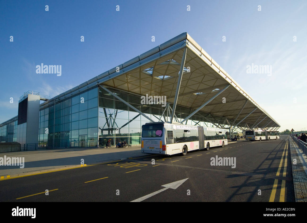 Elegantes Mietwagen London Stansted Bilder