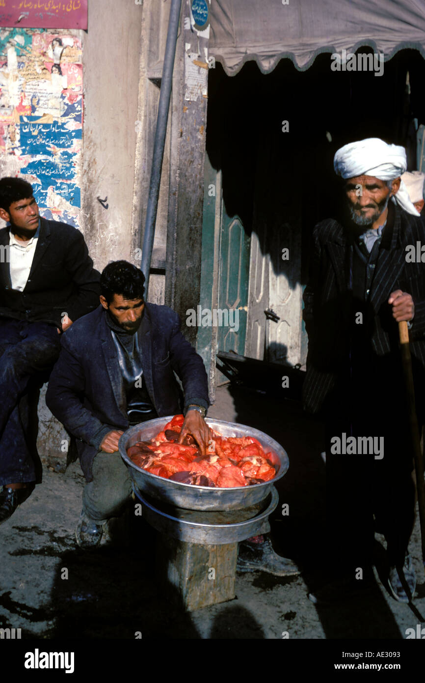 Afghanistan, Straßenszene mit Fleisch-Lieferanten, Herat Stockfoto