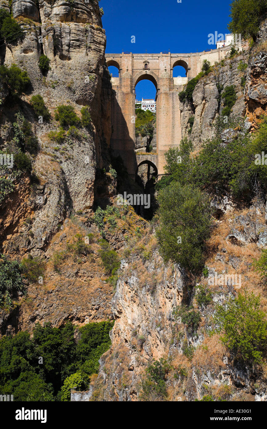 Die neue Brücke über die El Tajo-Schlucht in Ronda Andalucia Spanien Stockfoto