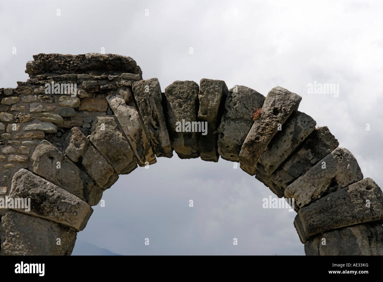 Rundbogen mit Schlussstein, Aosta, Italien Stockfoto