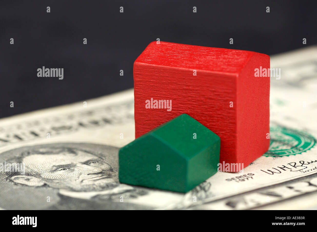 Monopoly-Häuser auf einen dollar Stockfoto