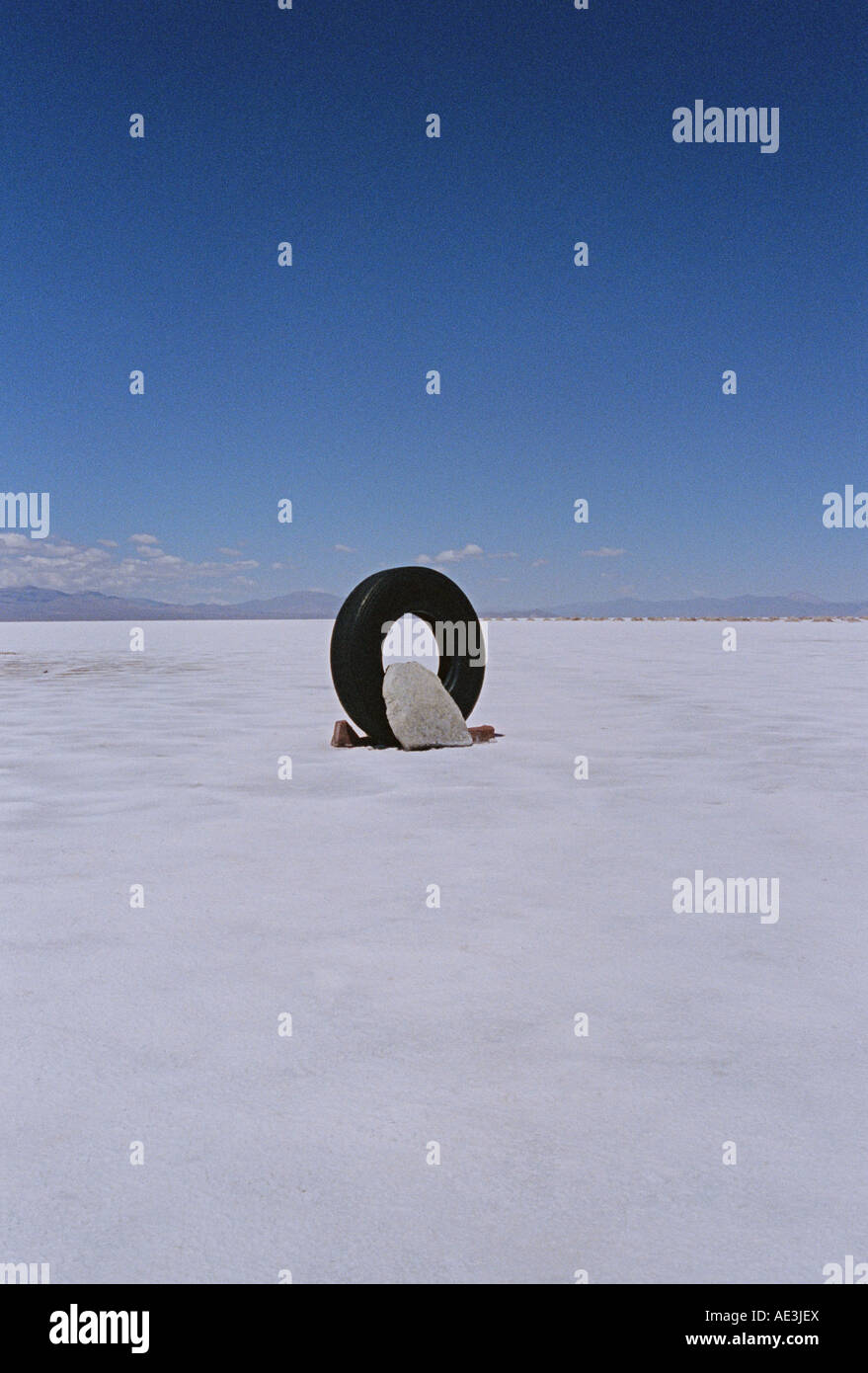 Reifen in Salinen Stockfoto