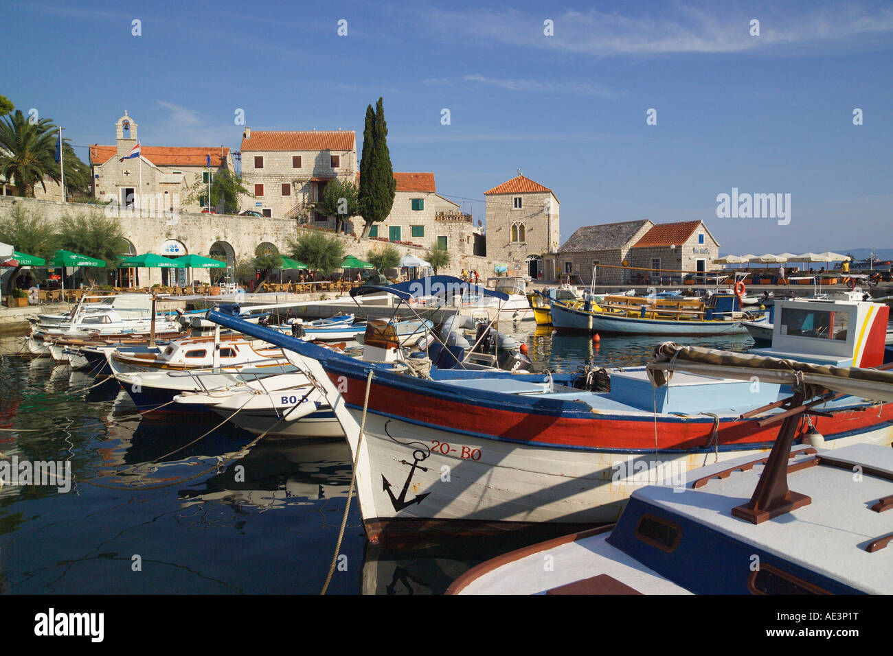 Hafen von Bol Insel Brac Dalmatien Kroatien Stockfoto