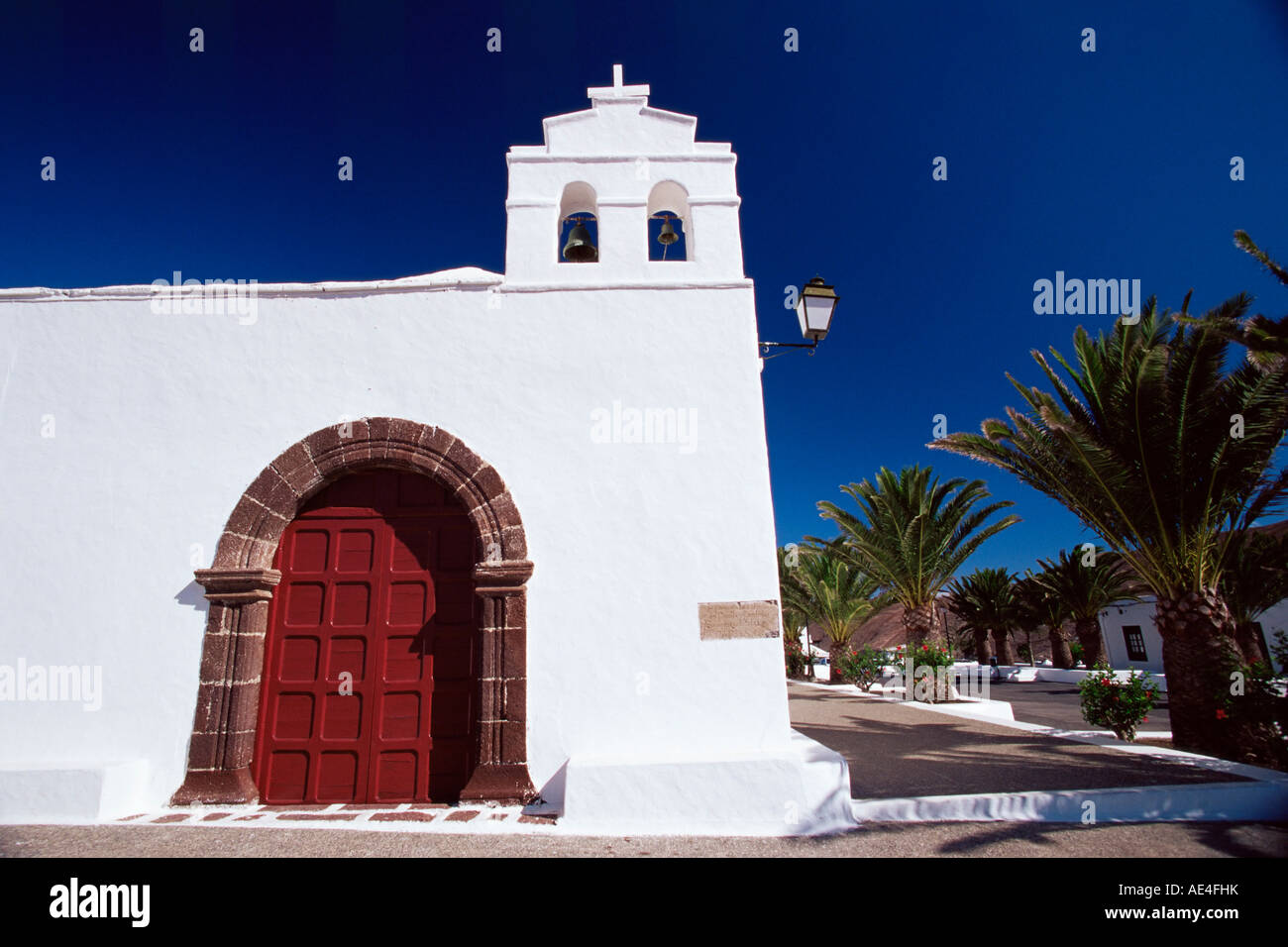 Kirche, Yaiza, Lanzarote, Kanarische Inseln, Spanien, Mittelmeer, Europa Stockfoto