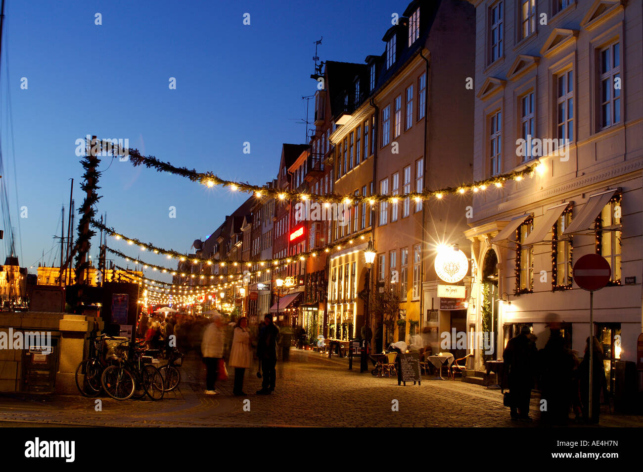 Nyhavn an Weihnachten, Kopenhagen, Dänemark, Skandinavien, Europa Stockfoto