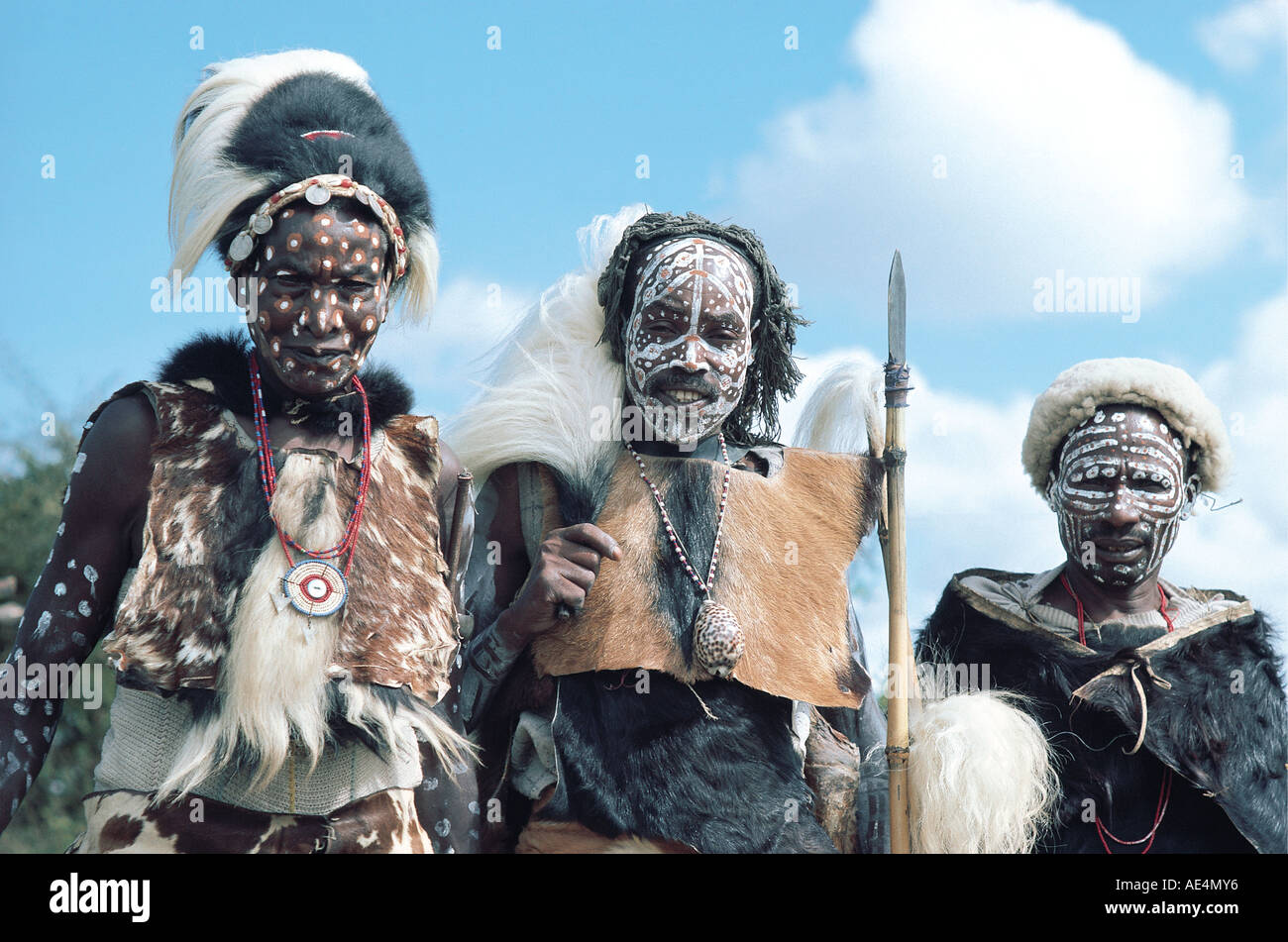 Porträt von drei Männern, traditionelle Kikuyu Central Provinz Kenia in Ostafrika Stockfoto