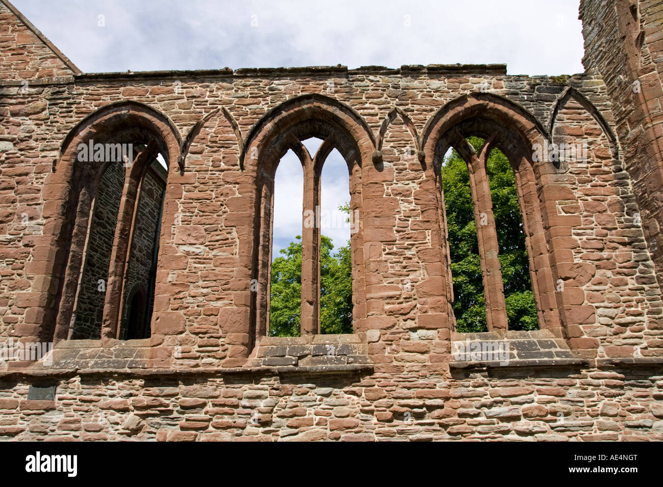 Fenster des Chors in Ruinen der historischen Beauly Benediktiner Priory Scotland UK Stockfoto