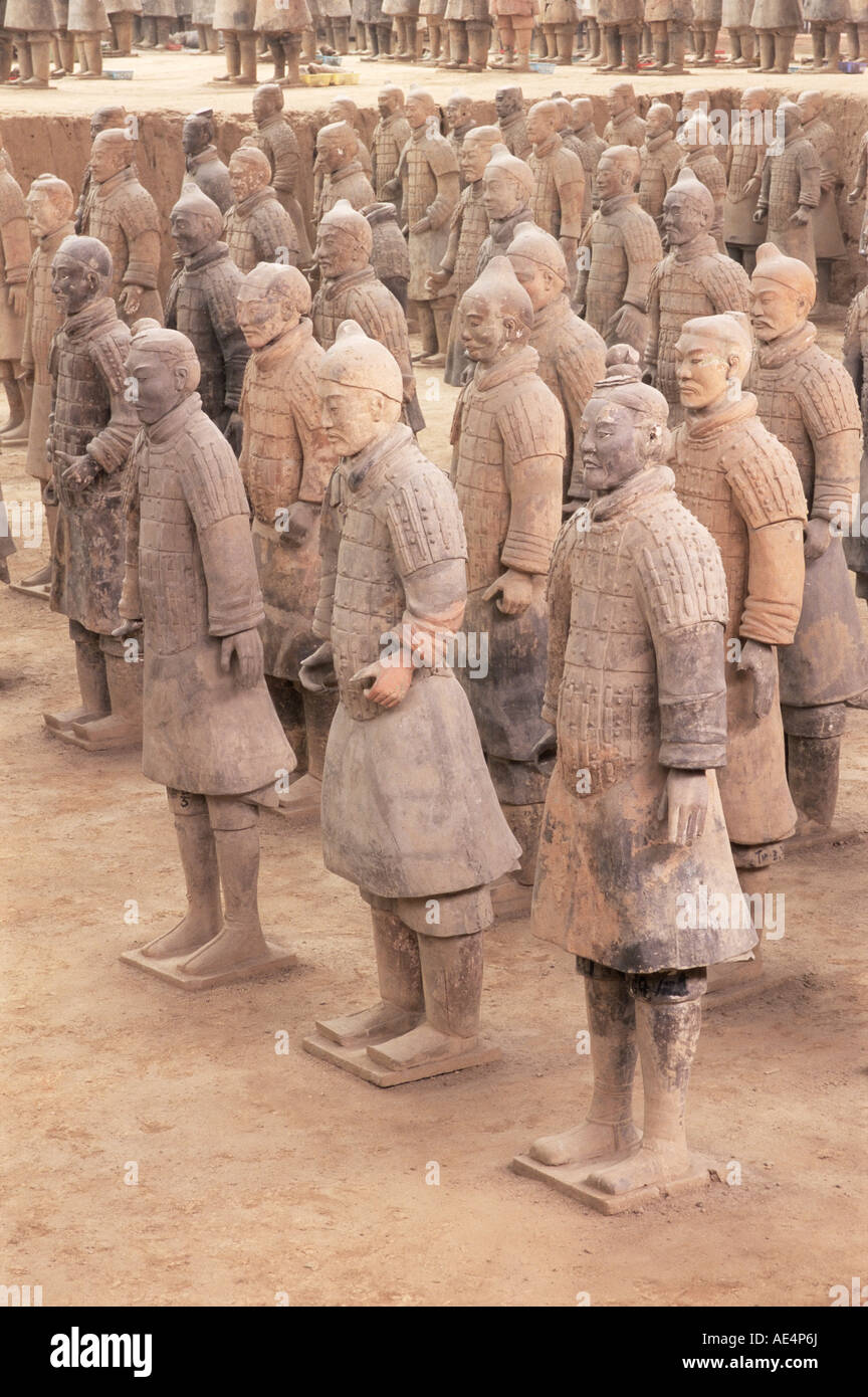 Terrakottafiguren aus der 2000 Jahre alten Armee der Terrakotta-Krieger, Xi ' an, Shaanxi Provinz, China, Asien Stockfoto