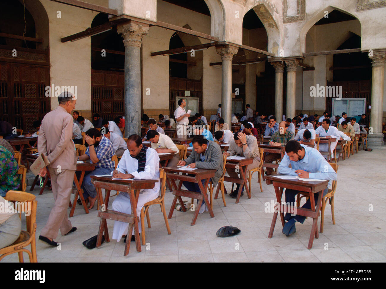 Student der Koran Studium an der Al-Azhar-Moschee in Kairo Ägypten Stockfoto