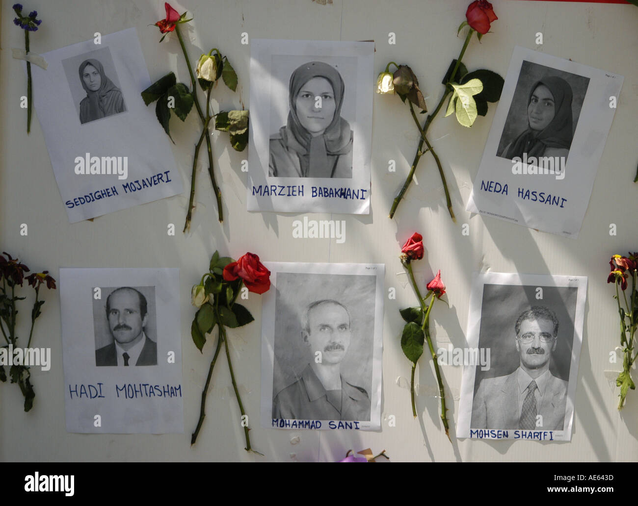 Iranische selbst Verbrenner aus Protest von Maryam Rajavi s verhaften Juni 2003 London Stockfoto