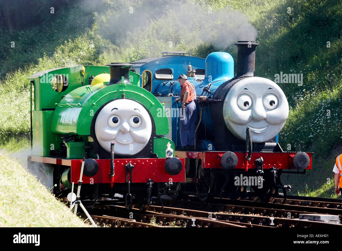 Thomas die kleine Lokomotive und Percy an der Blue Bell Bahnhof Horsted Keynes East sussex Stockfoto