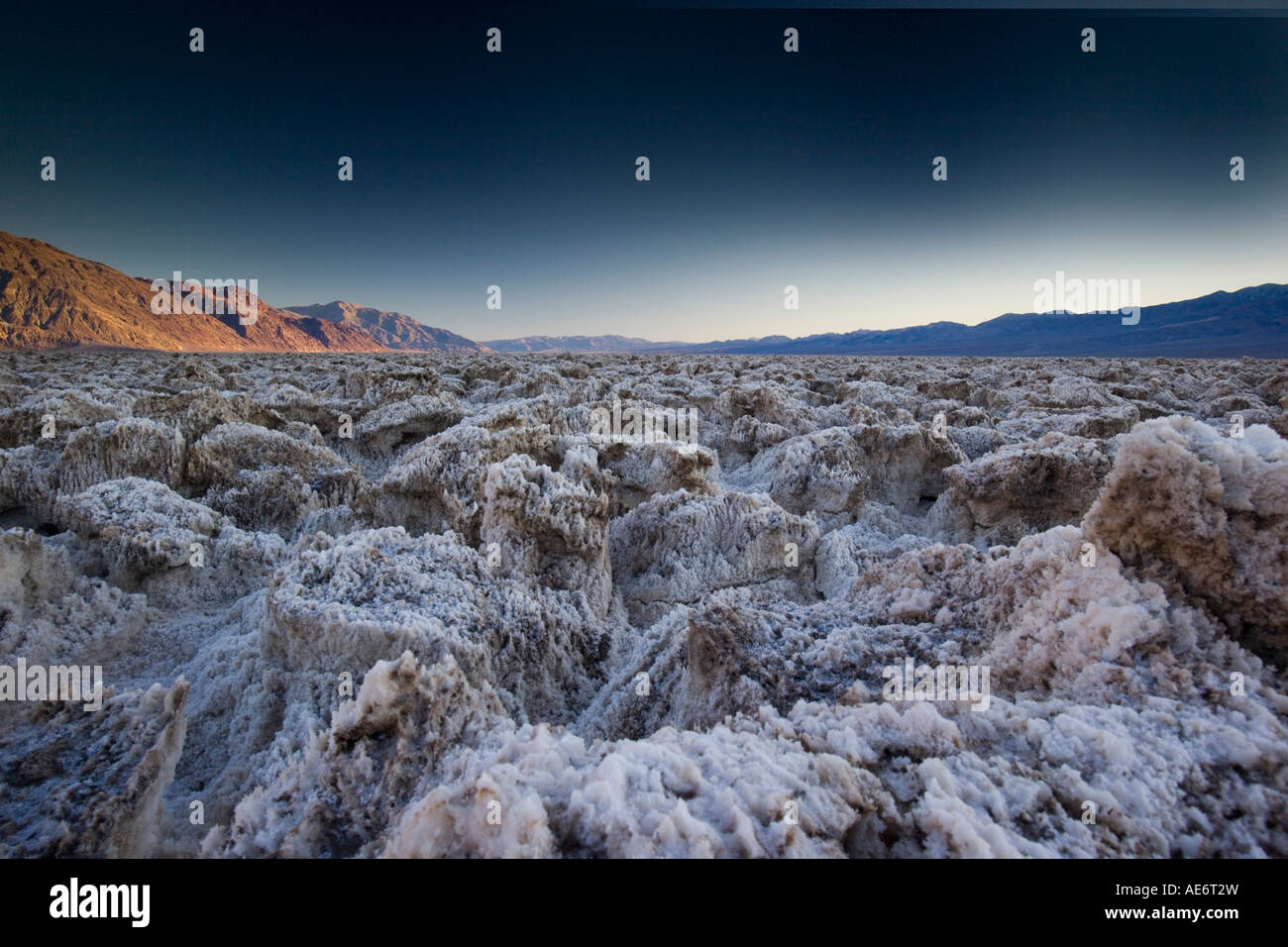 Golfplatz des Teufels, Death Valley, CA Stockfoto