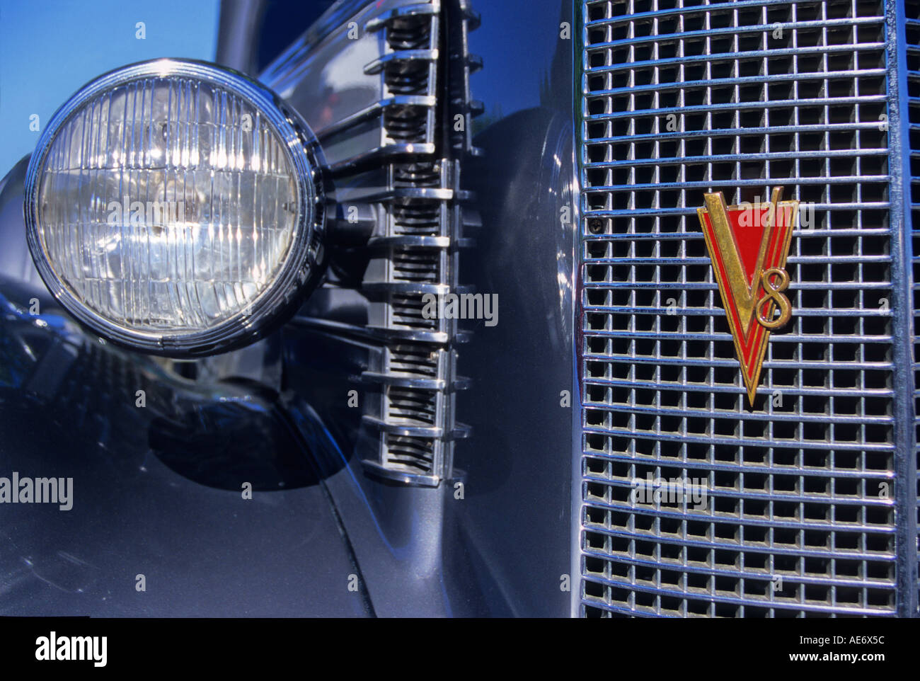 "^ 1939 ^ LaSalle V8 ^ Kühlergrill Abzeichen" La Salle Stockfoto
