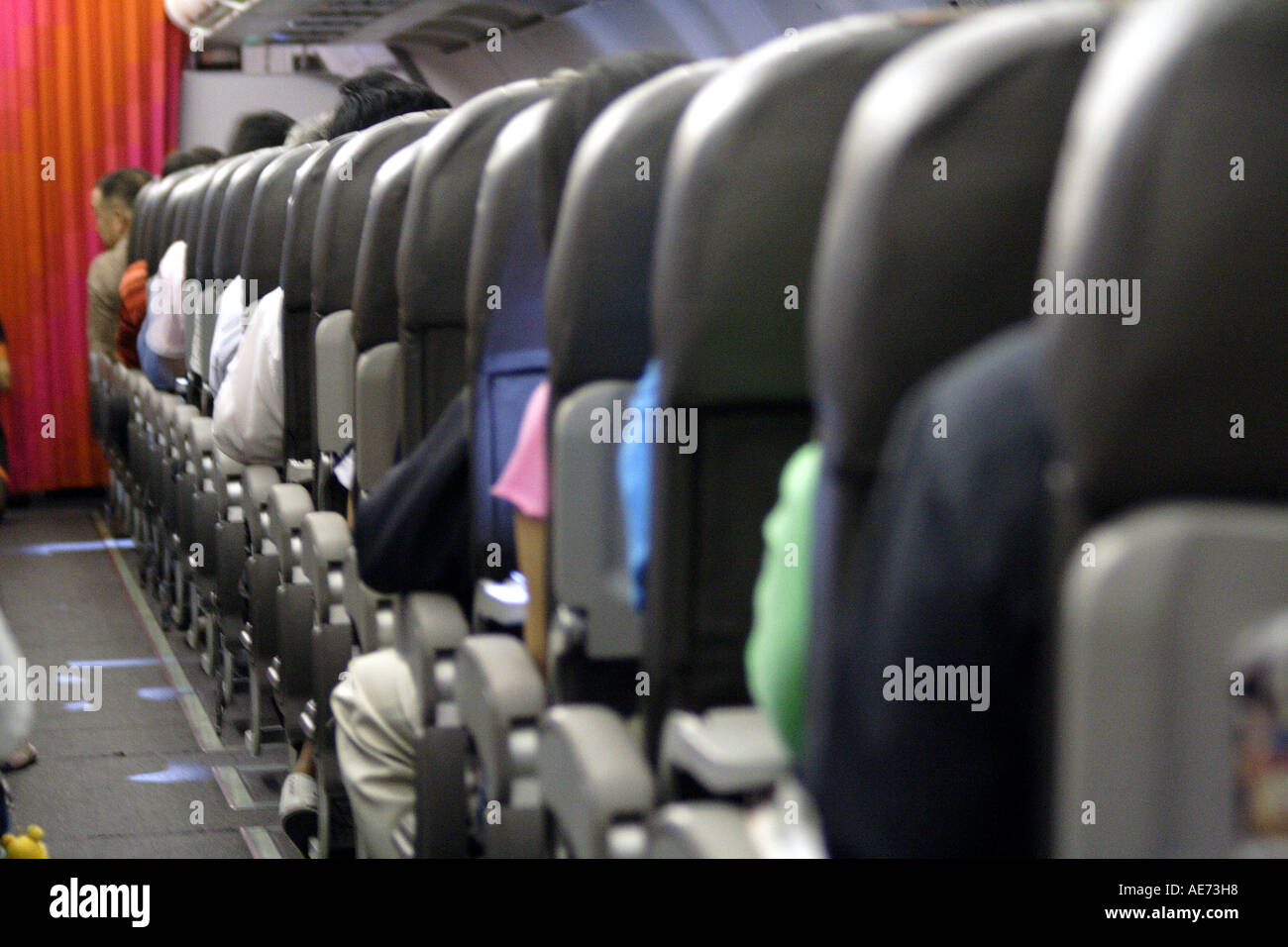 Zeile auf einer Flugreise aus einem Diskont Fluggesellschaft Stockfoto