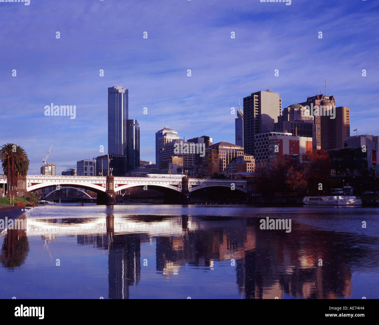 Yarra River mit Princes Bridge und CBD Melbourne Victoria Australien Stockfoto