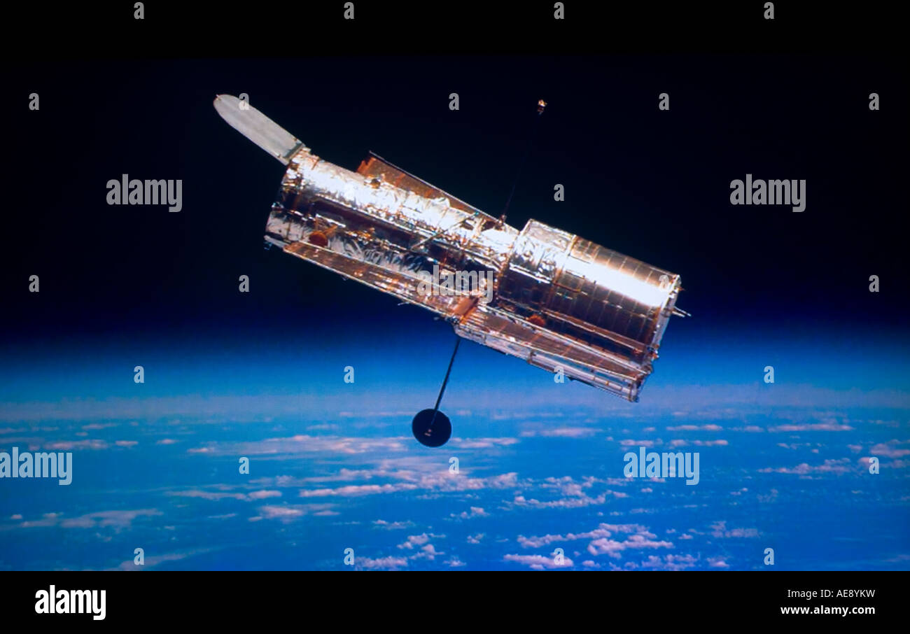 Hubble-Teleskop schwebt 350 Meilen über der Erde fotografieren für die Weltraumforschung Stockfoto