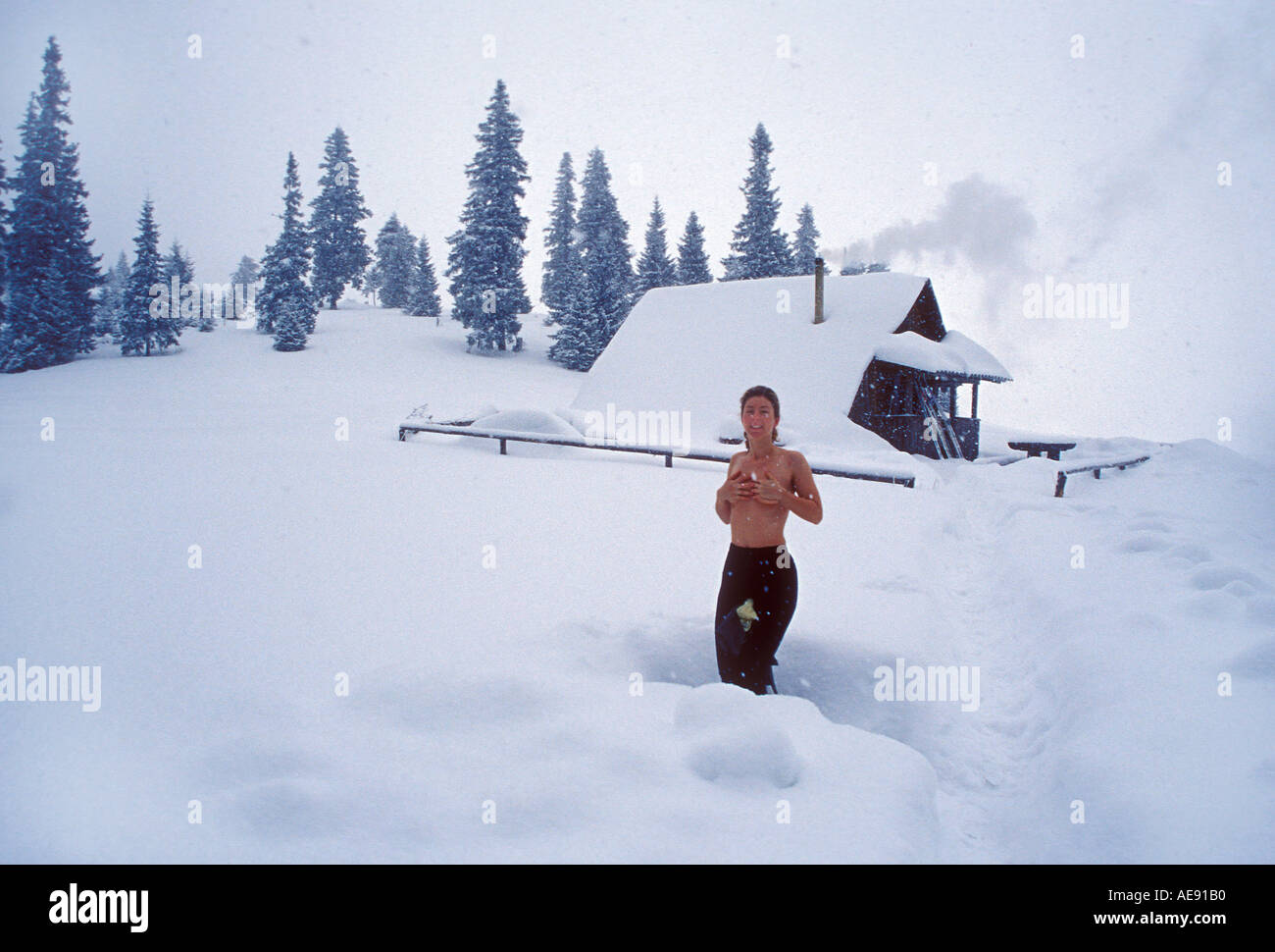 Nackte M dchen In Der Winter Slowakei Stockfotografie Alamy