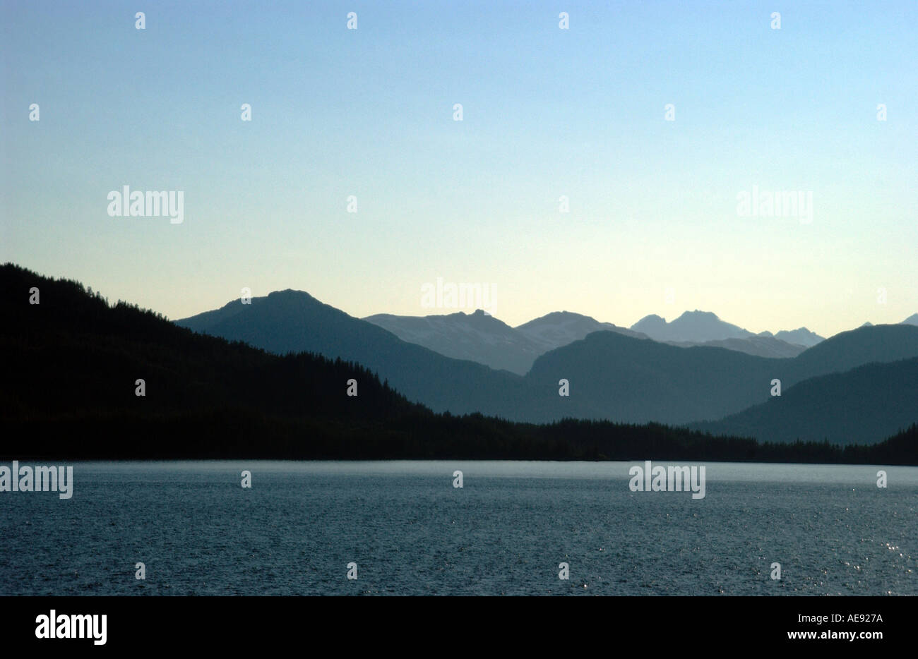 Geschichteten Berglandschaft des Prince William Sound, Alaska, USA Stockfoto