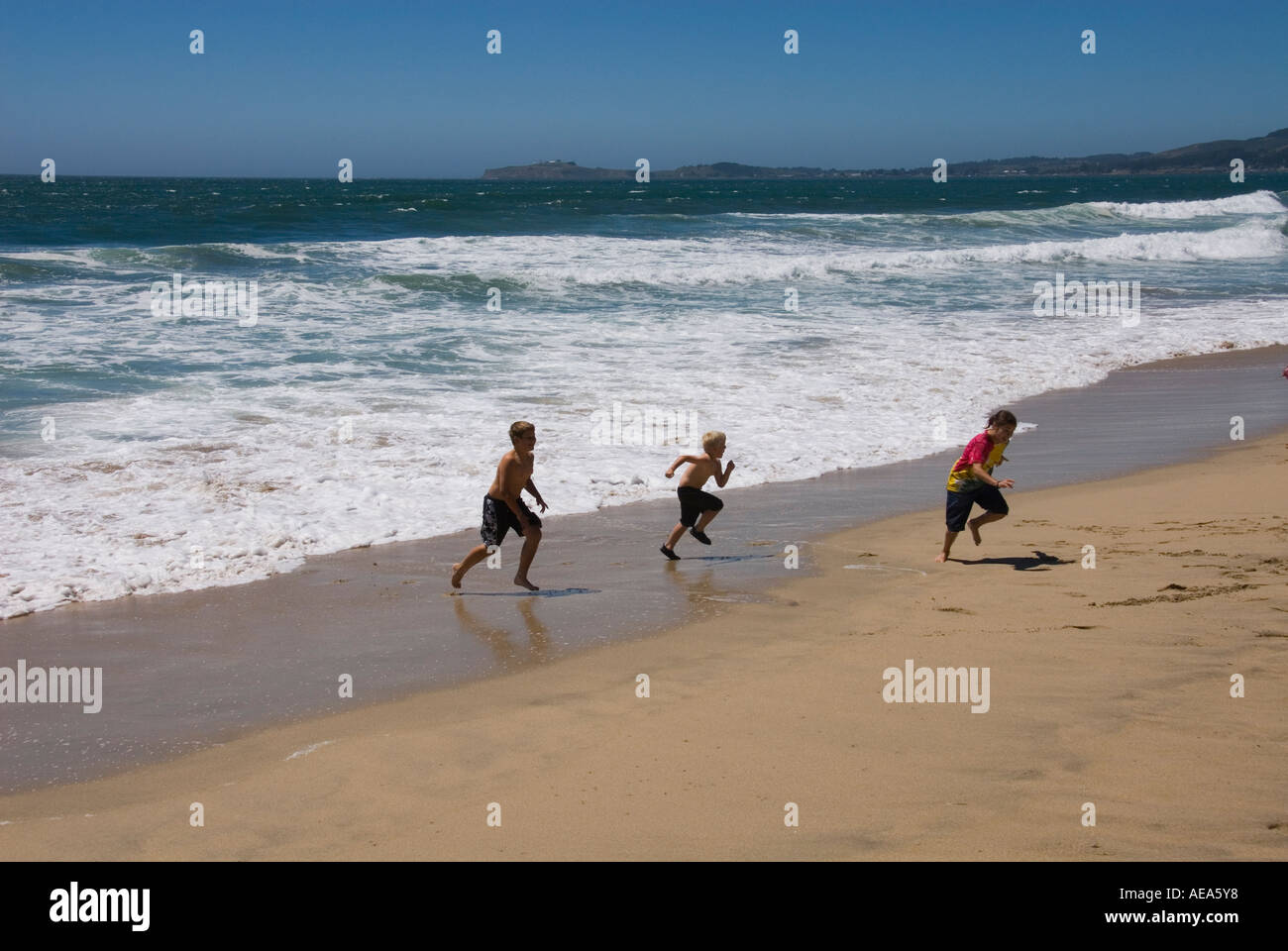 Menschen genießen den Strand von Half Moon Bay Strand San Mateo Küste Kaliforniens südlich von San Francisco Stockfoto