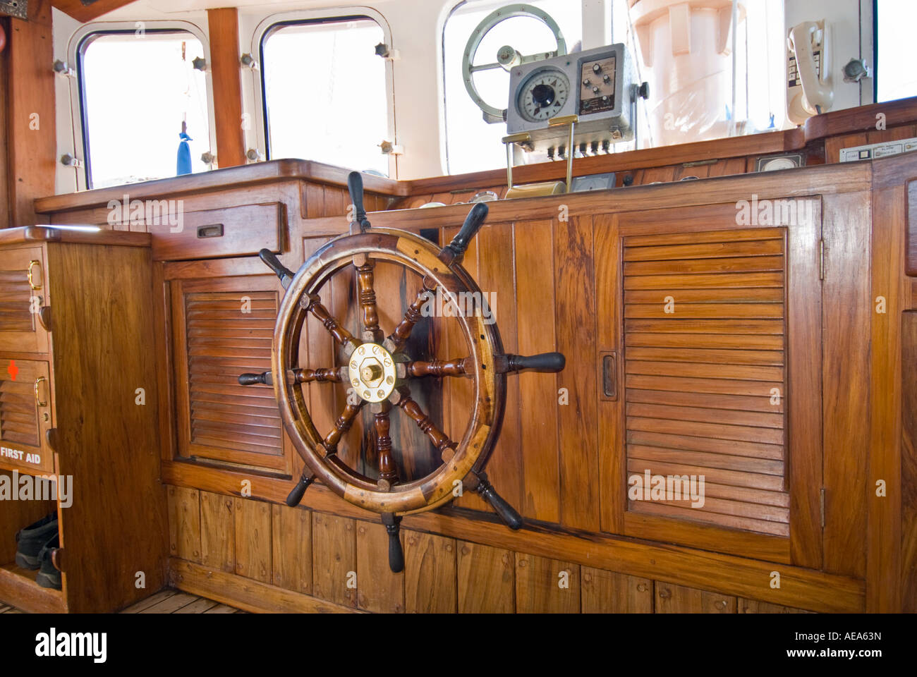 kaj-te-auf-segelschiff-fotos-und-bildmaterial-in-hoher-aufl-sung-alamy
