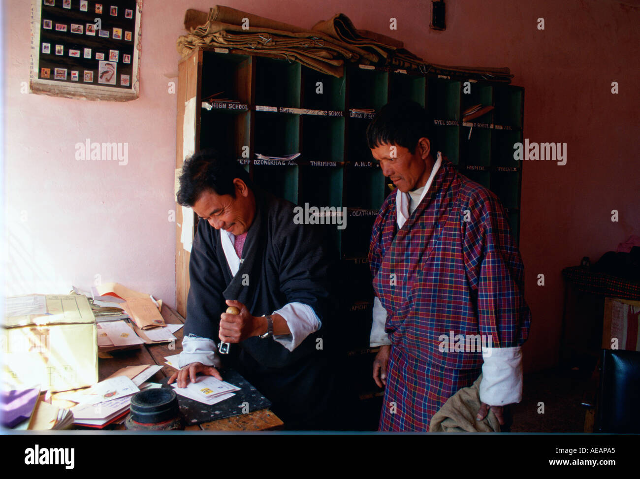 Stempel der Post bei Post Paro Bhutan Stockfoto