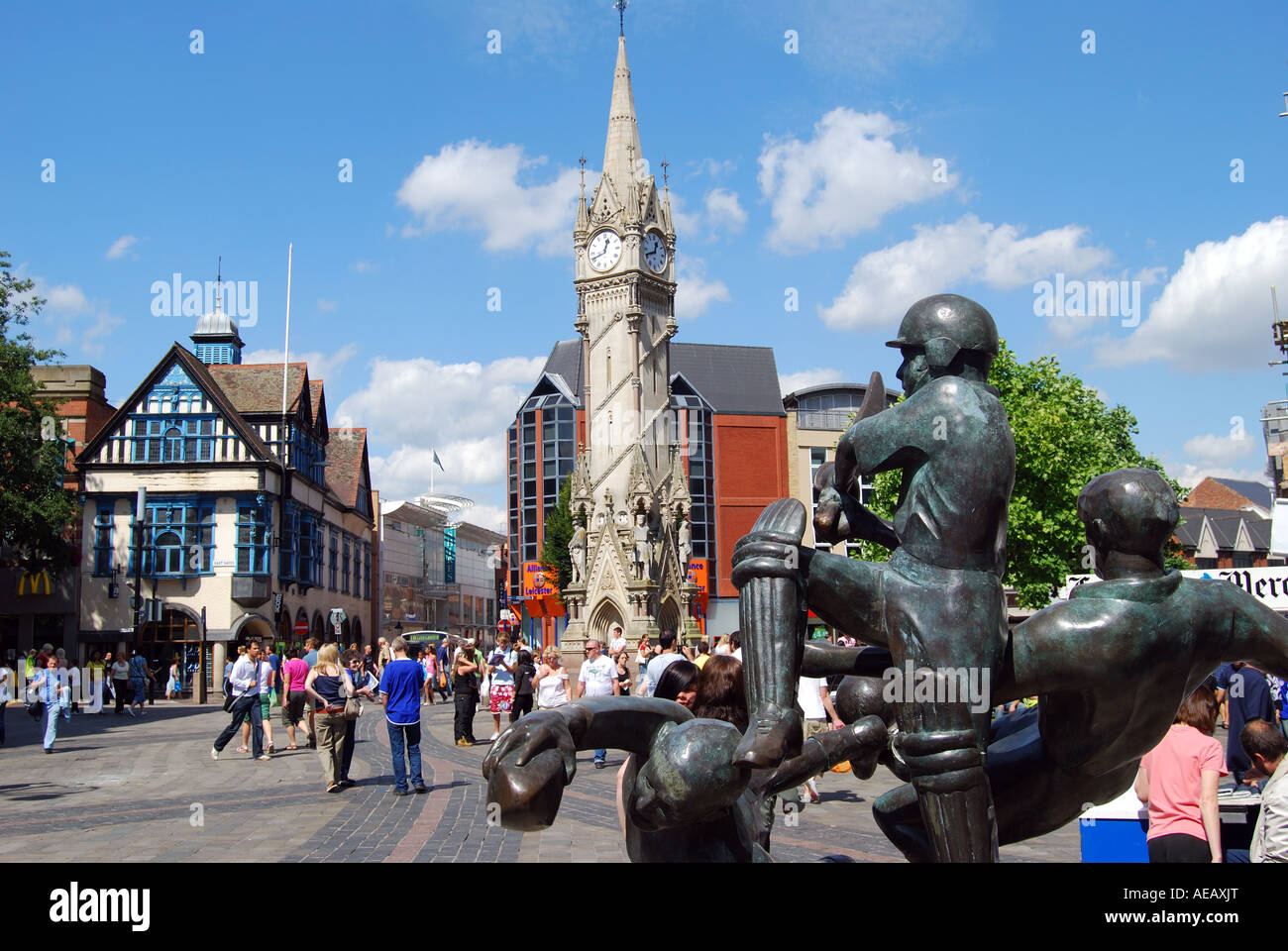 Gallotree Tor (verkehrsberuhigten Einkaufsstraße) und Clock Tower, Leicester, Leicestershire, England, Vereinigtes Königreich Stockfoto