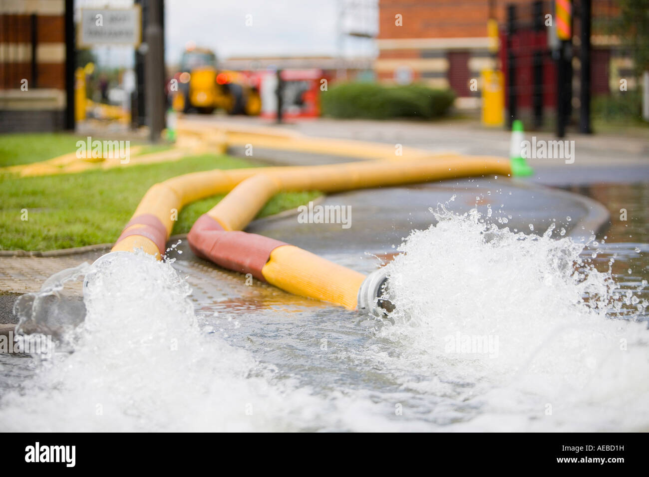 Abpumpen der Mythos Wasseraufbereitung arbeitet nach den Überschwemmungen in Tewkesbury Stockfoto
