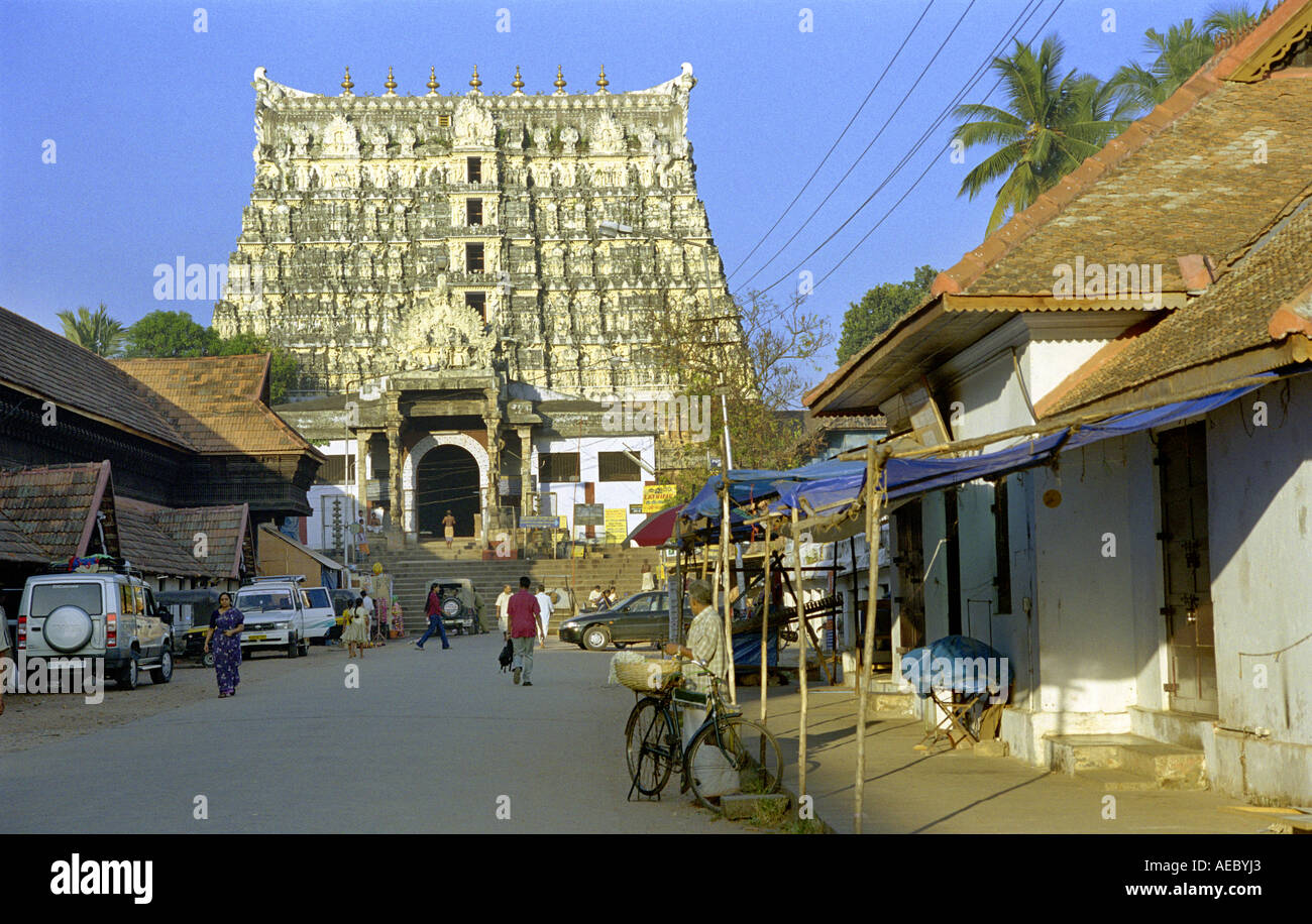 Ein Hindu-Tempel mit indischen klassischen Baustil, Thiruvananthapuram, Kerala, Indien, Asien. Stockfoto