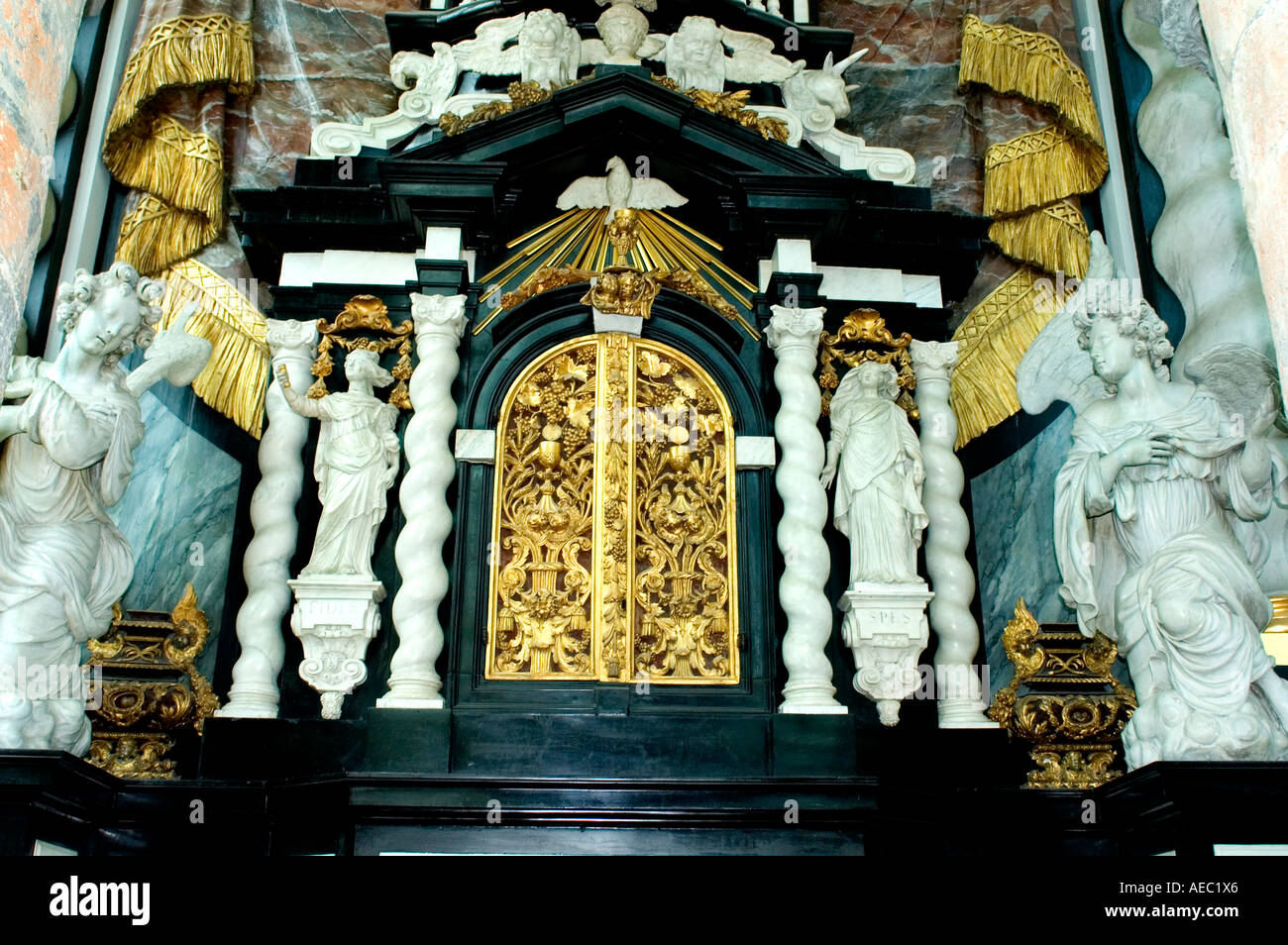 St. Nikolaus Kirche St. Niklaaskerk Gent Gent Belgien belgische alte historische Geschichte Altstadt Stockfoto