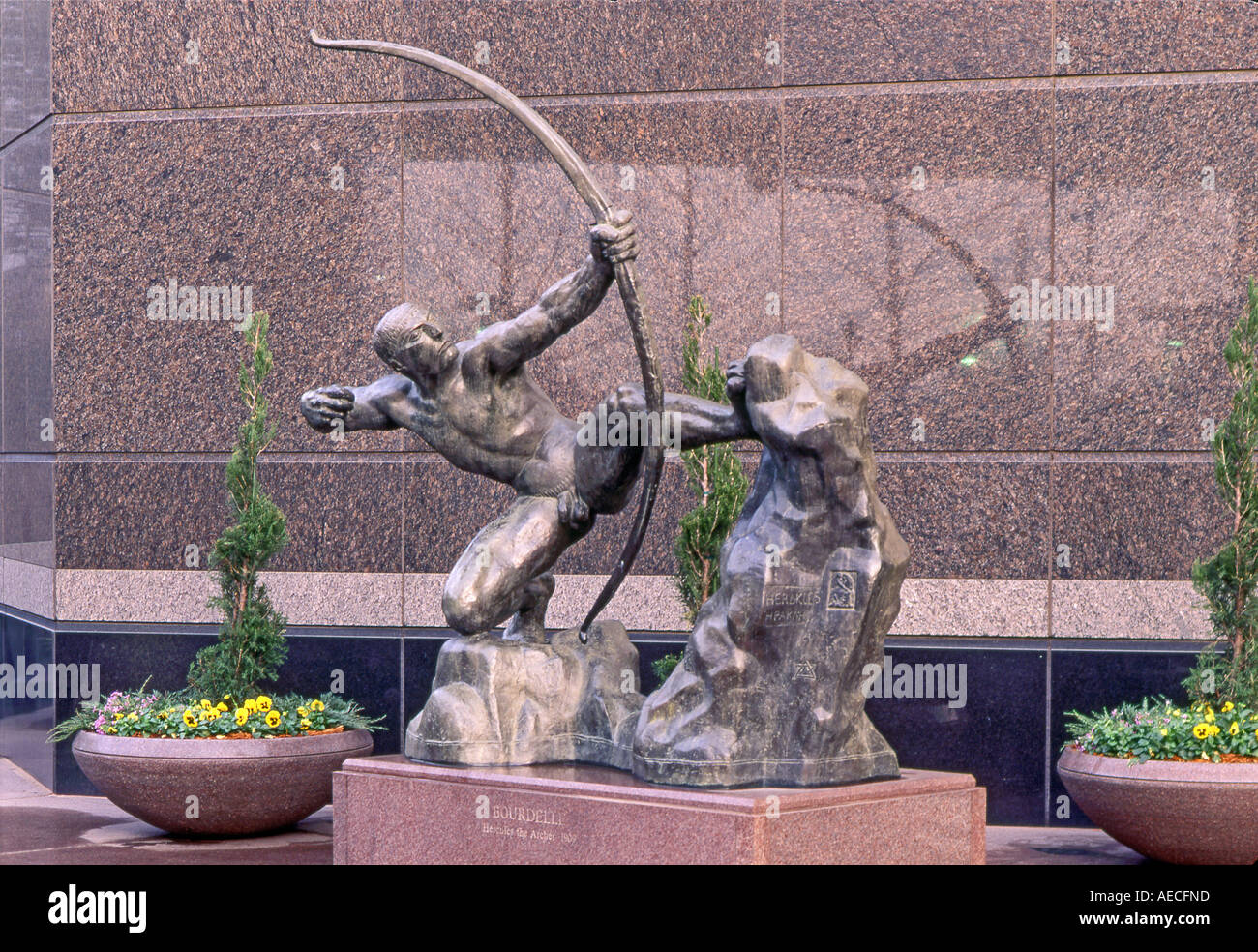 Herakles die Archer (1909)-Skulptur von Bourdelle Trammel Crow Center, Dallas, Texas, USA Stockfoto