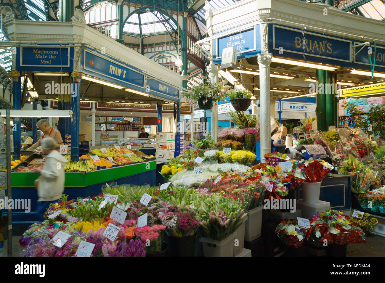 [Kirkgate Markthalle] Florist Leeds Yorkshire Stockfoto