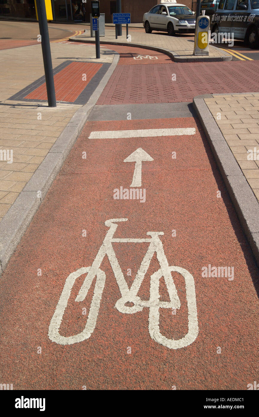 [spezielle Radweg] Leeds City Centre-Yorkshire Stockfoto