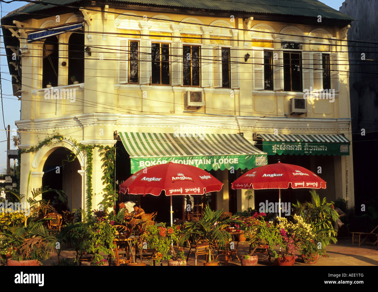Bokor Mountain Lodge Hotel und Restaurant in restaurierten alten französischen Kolonialgebäude, Kampot, Kambodscha Stockfoto