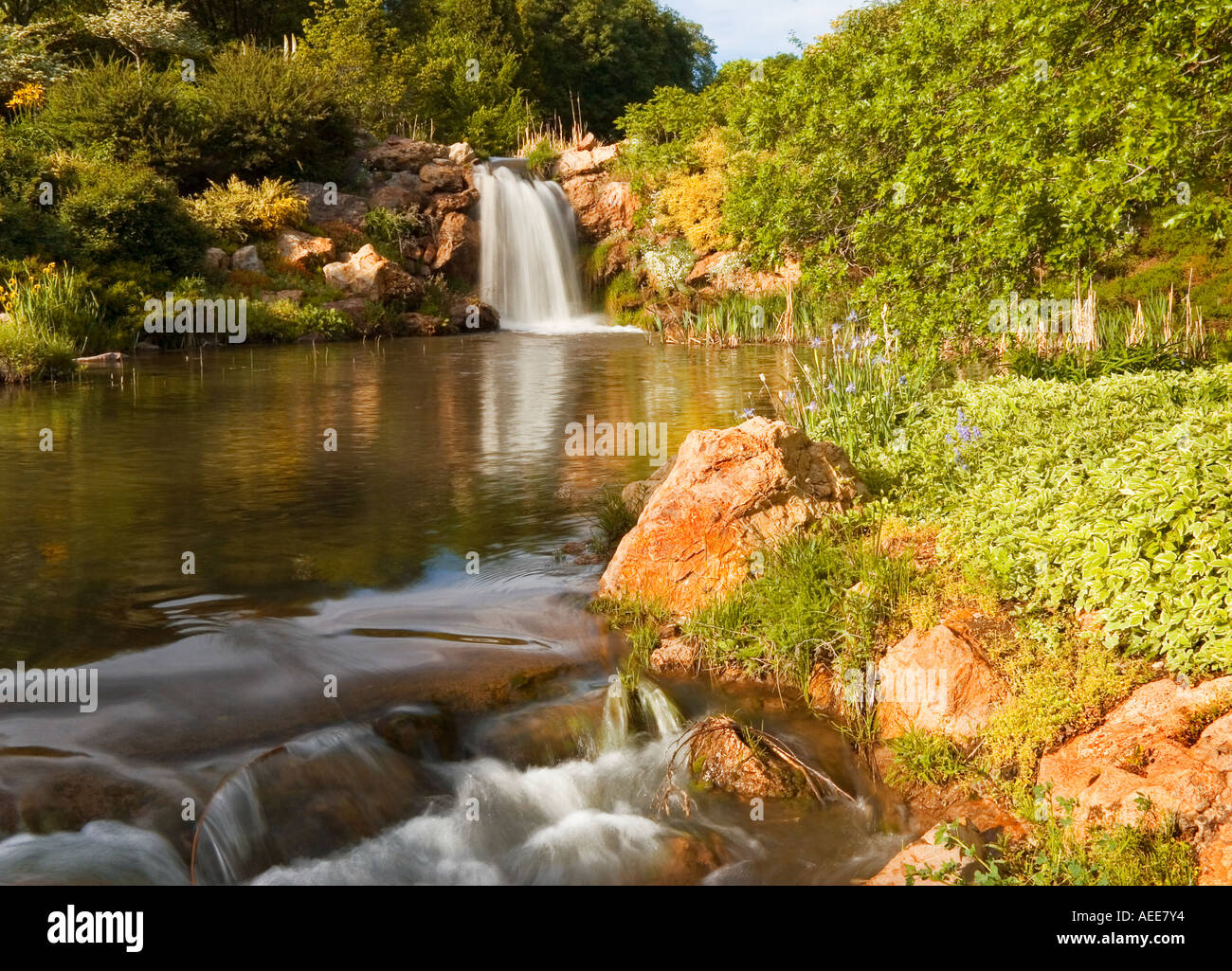 Der Wasserfall Bei Red Butte Garten Teil Der University Of Utah In